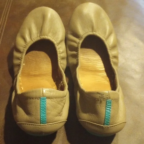Tieks Taupe Tan Foldable Ballet Flats Size 7 - Picture 4 of 12